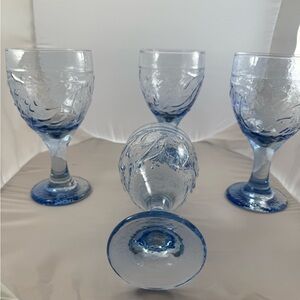 Vintage Libbey Chivalry Water Goblets
Set of 4- Coastal Blue